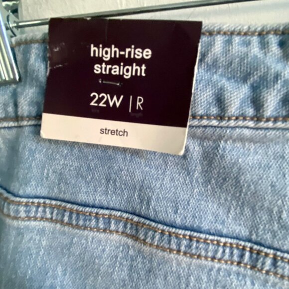 Ava & Viv High Rise Straight Medium Wash Stretch Jeans 22W NEW - Picture 9 of 11